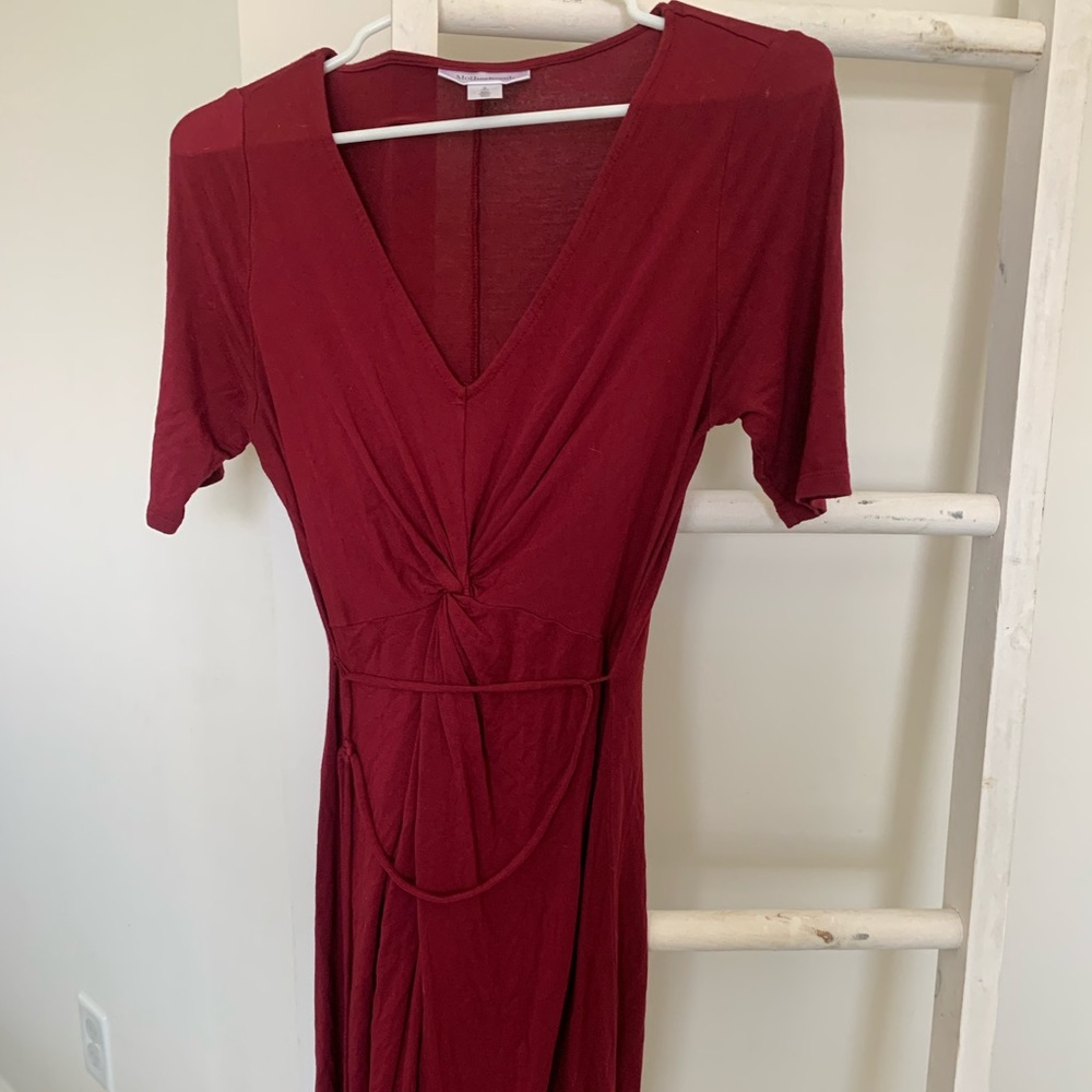 Motherhood maternity dress never worn